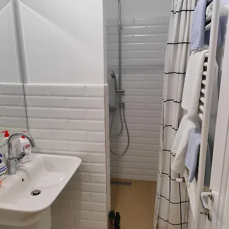 Ivavev Is Us Bythesea Mamaia 3* Năvodari